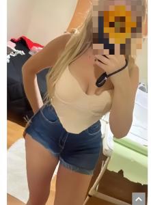 641437360: Chica busca chico en Tarragona