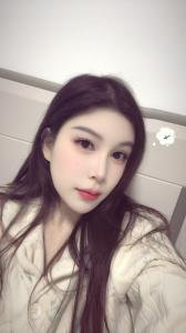 667926558: Chica busca chico en Madrid