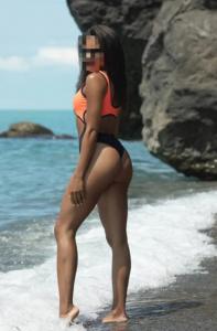 672898951: Chica busca chico en Lugo