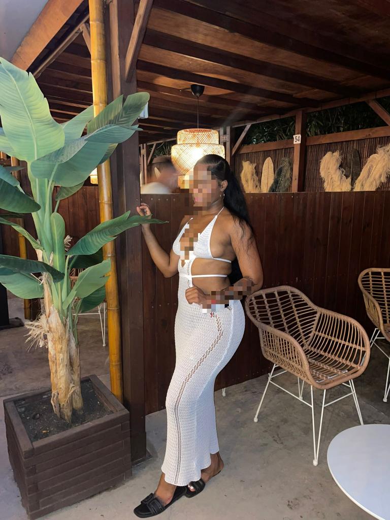 633512517: Chica busca chico en Valencia