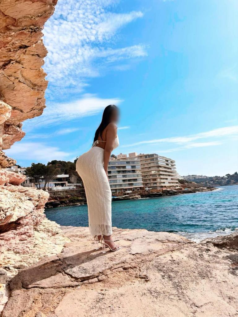 Chica busca chico en Mallorca: 