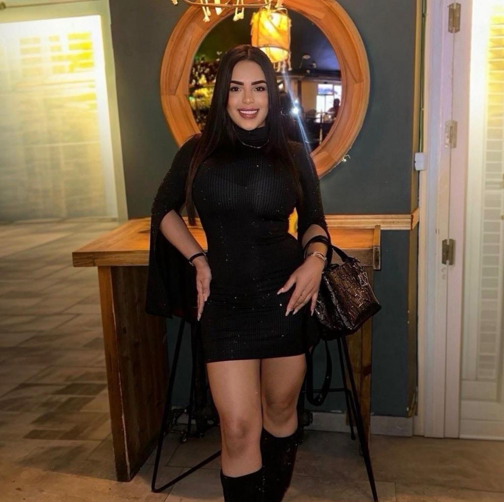 Chica busca chico en Tenerife: 