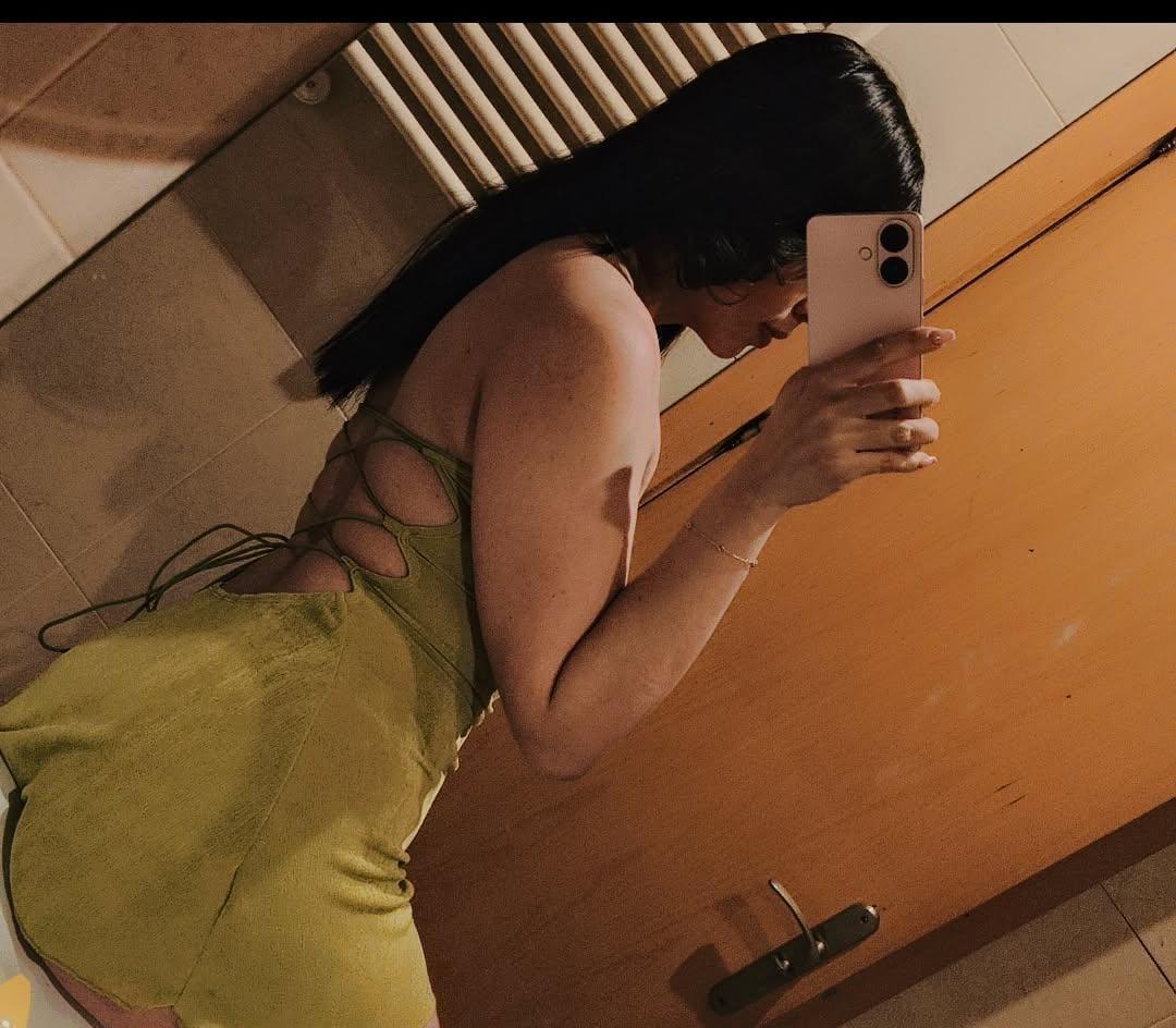 Chica busca chico en Cádiz: 