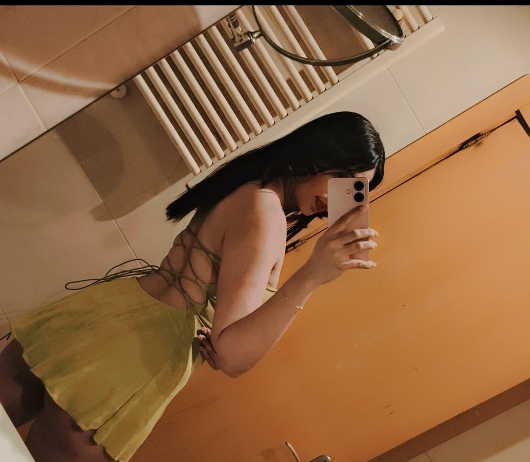 Chica busca chico en Cádiz: 