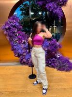 631869781: Chica busca chico en Barcelona