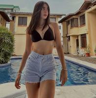 611387634: Chica busca chico en La Coruña