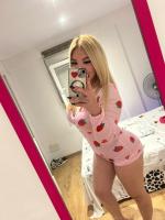 613849225: Chica busca chico en Almería