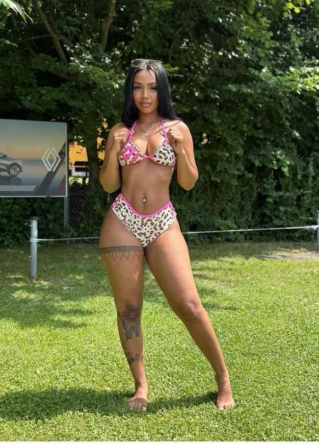 Chica busca chico en La Coruña: 