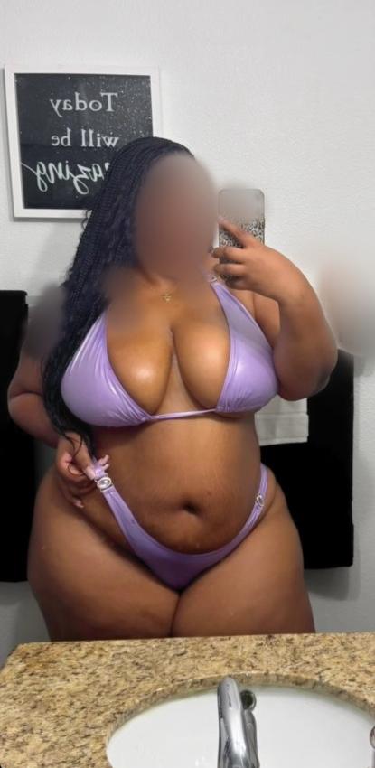 Chica busca chico en Huelva: 