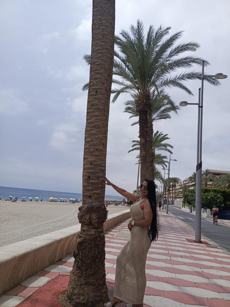 655699529: Chica busca chico en Granada