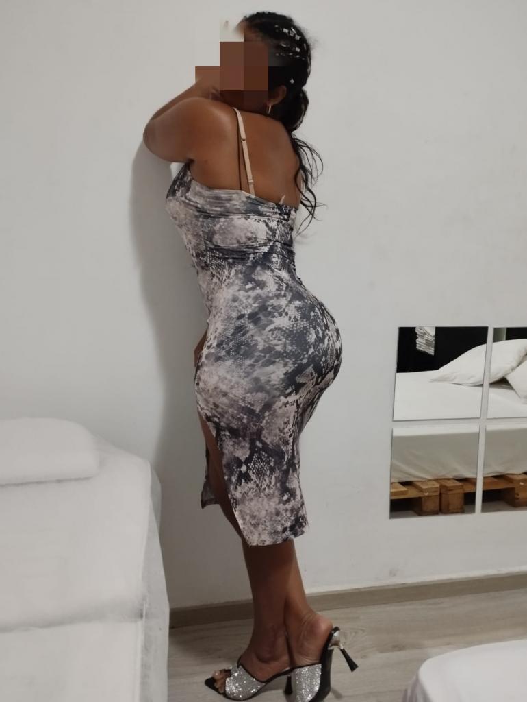 Chica busca chico en Ceuta: 