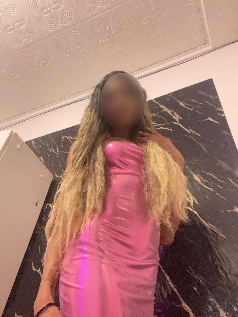 603947394: Transexual en Pontevedra
