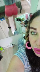 654586979: Chica busca chico en Barcelona