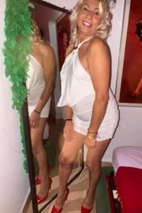 614697548: Chica busca chico en Mallorca