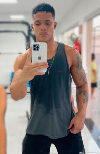 607152618: Chico busca chica en Barcelona