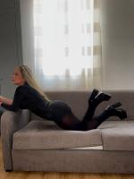 651840325: Chica busca chico en La Coruña