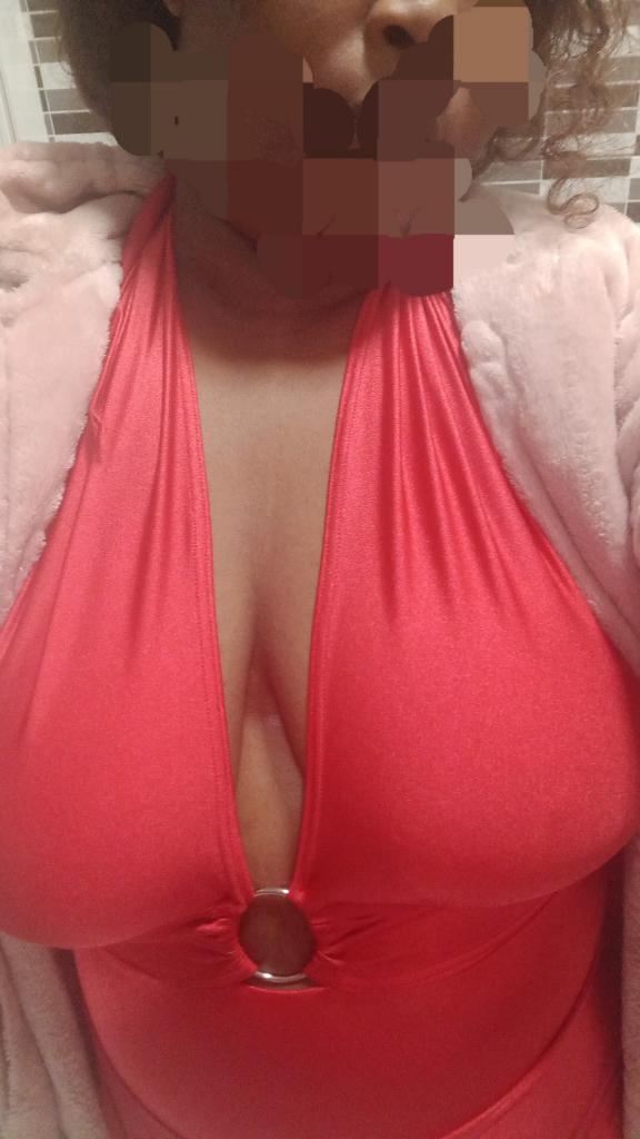 613598827: Chica busca chico en Madrid