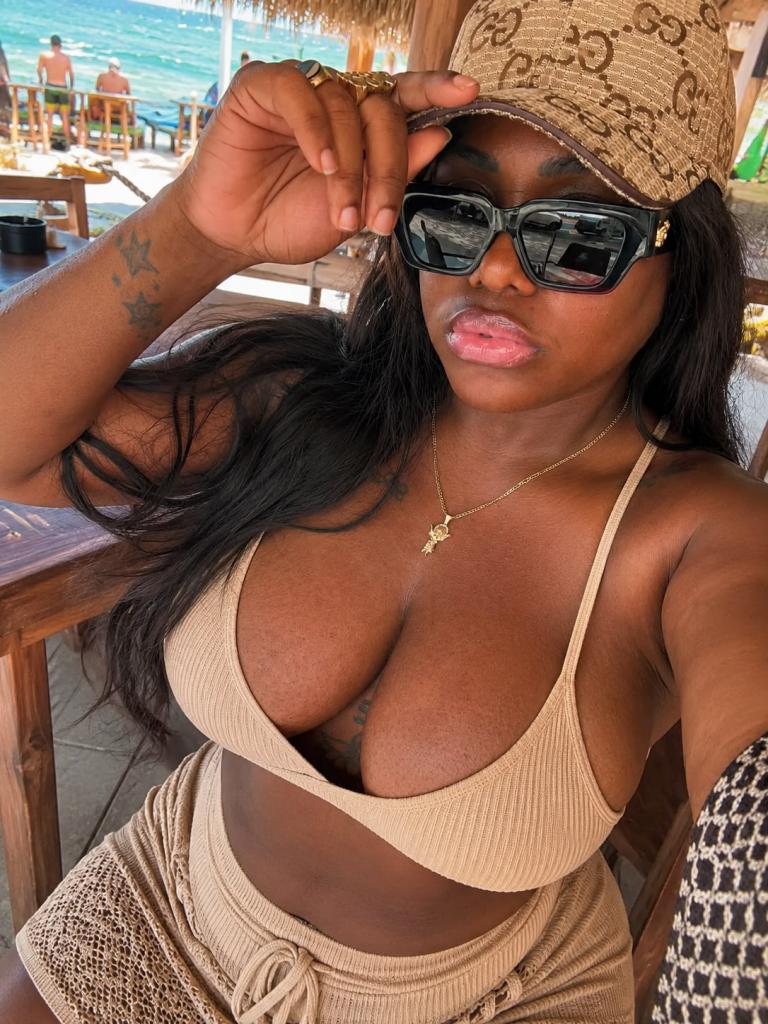 643876545: Chica busca chico en Zaragoza