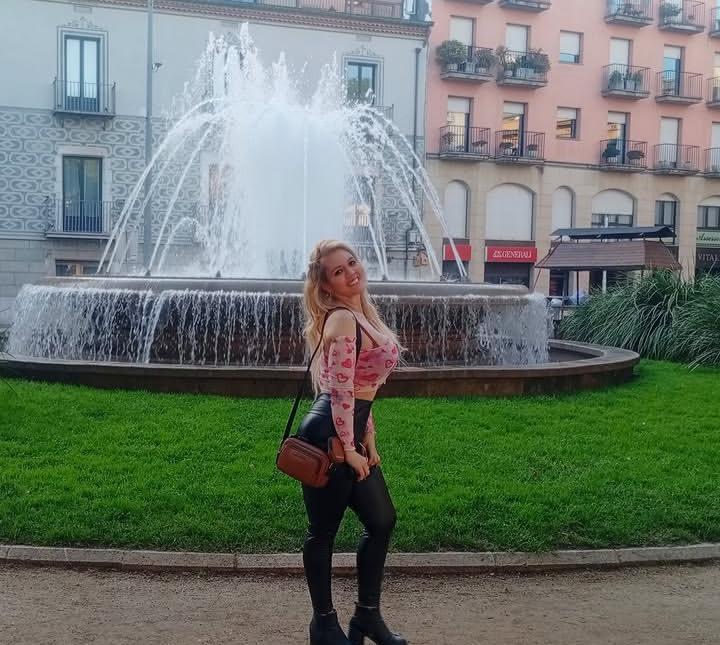 603135933: Chica busca chico en Barcelona