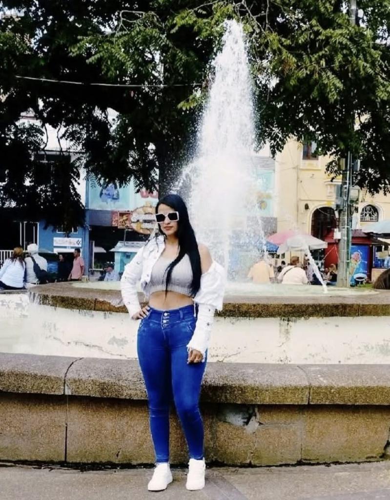 624998799: Chica busca chico en Murcia