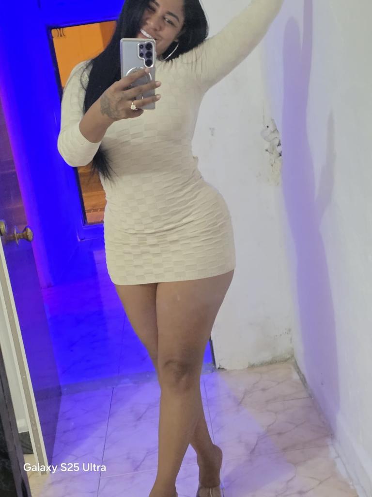 974563641: Chica busca chico en Huesca