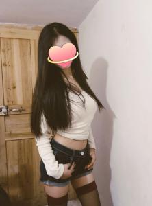 677701130: Chica busca chico en Lérida