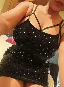 604381323: Chica busca chico en Cantabria