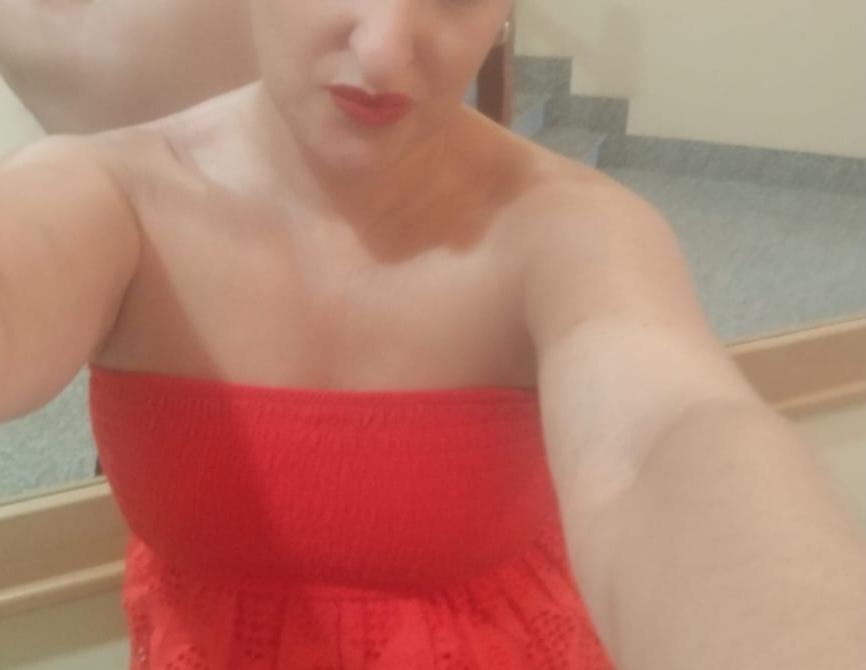 Chica busca chico en Orense: 