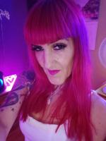 612267423: Chica busca chico en Ibiza