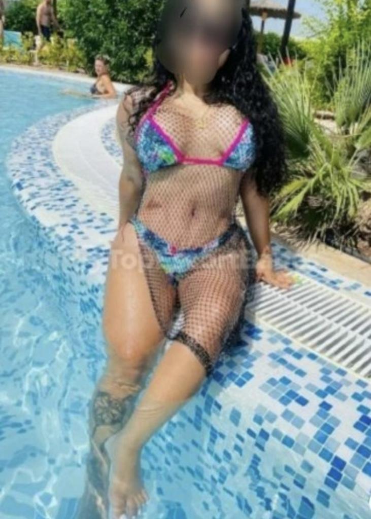 Chica busca chico en Tenerife: 