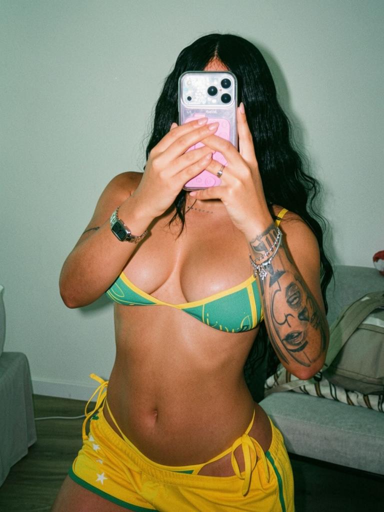 647163074: Chica busca chico en Málaga