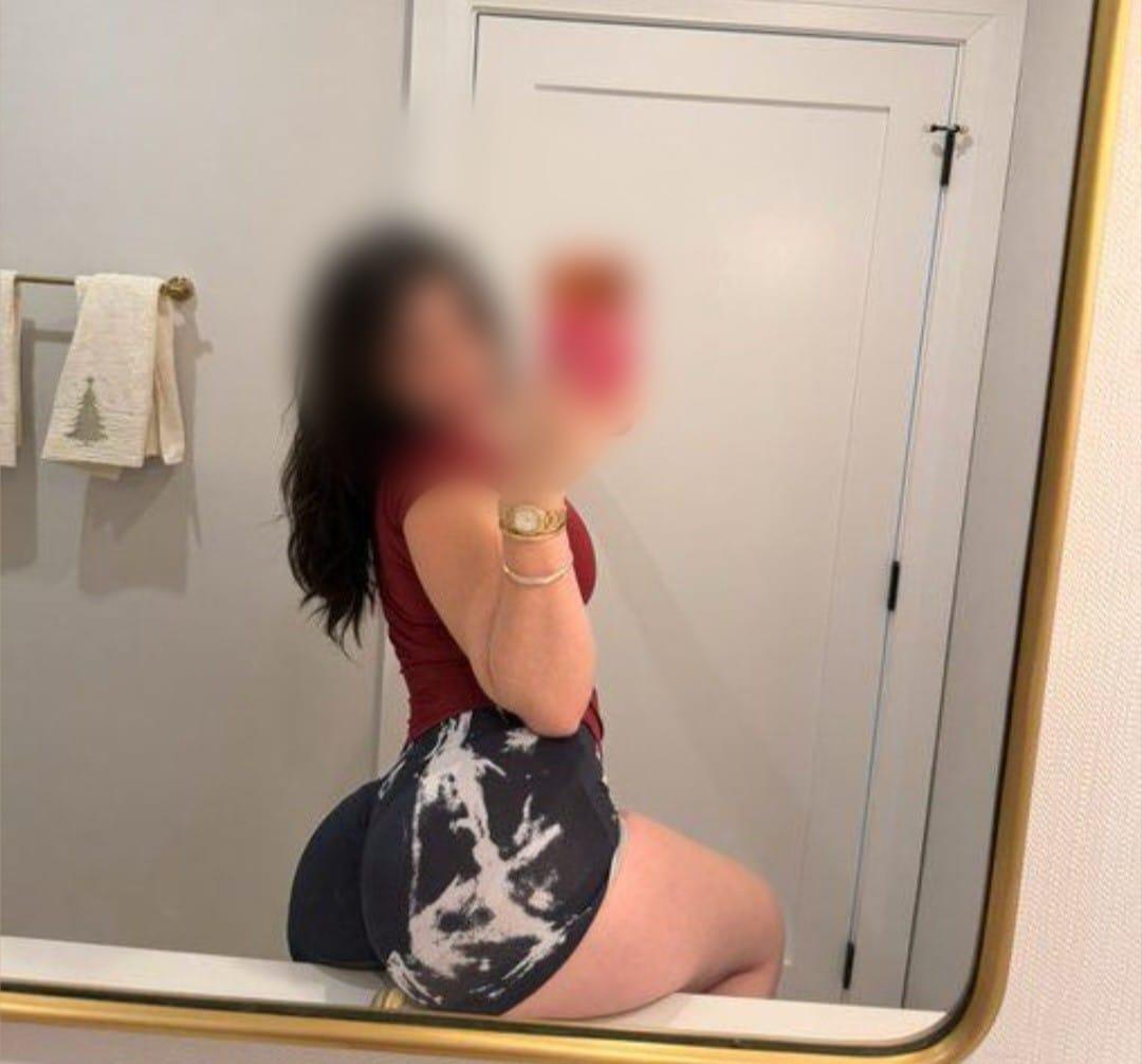 Chica busca chico en Almería: 