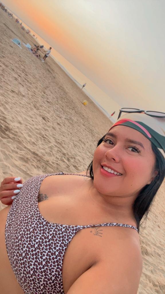 643072634: Chica busca chico en Cádiz