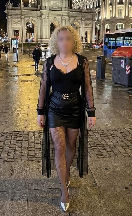 641934088: Chica busca chico en La Coruña