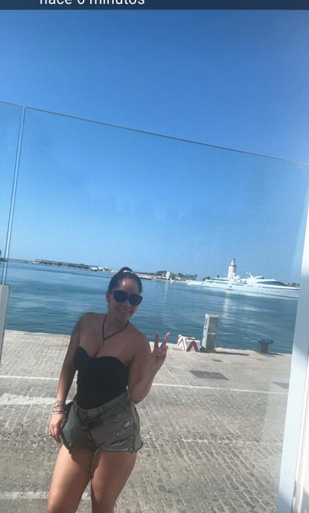 Chica busca chico en La Coruña: 