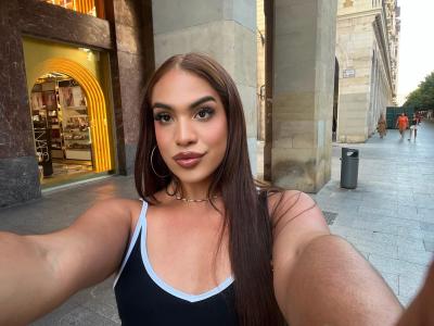 687038875: Transexual en Barcelona