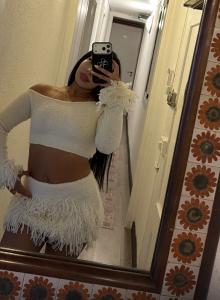 677892705: Chica busca chico en Barcelona