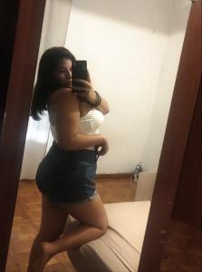 677063533: Chica busca chico en Málaga