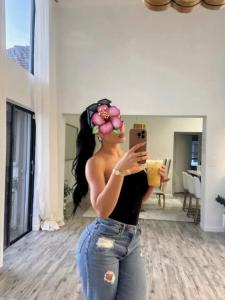 684779772: Chica busca chico en Cádiz