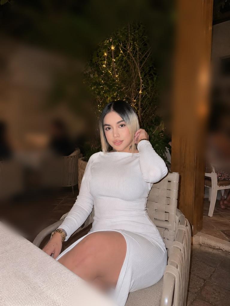 Chica busca chico en Cádiz: 