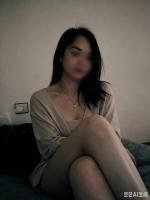 642669318: Chica busca chico en Barcelona