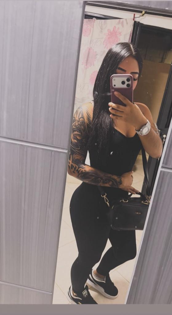 613744093: Chica busca chico en Alicante