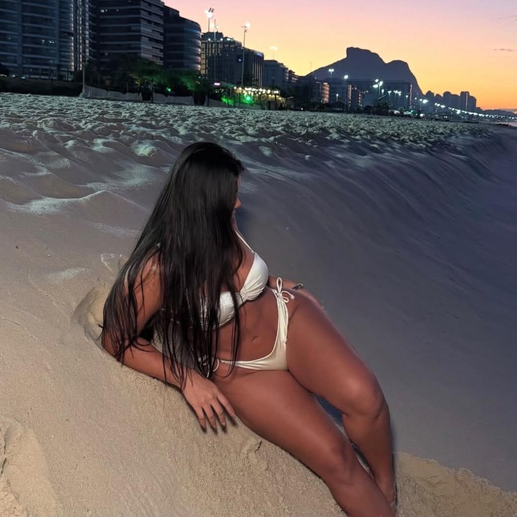 Chica busca chico en Menorca: 