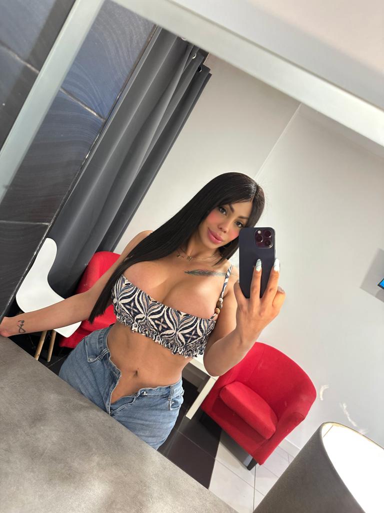 662049183: Travesti en Madrid