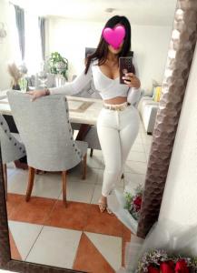 602465117: Chica busca chico en Pontevedra