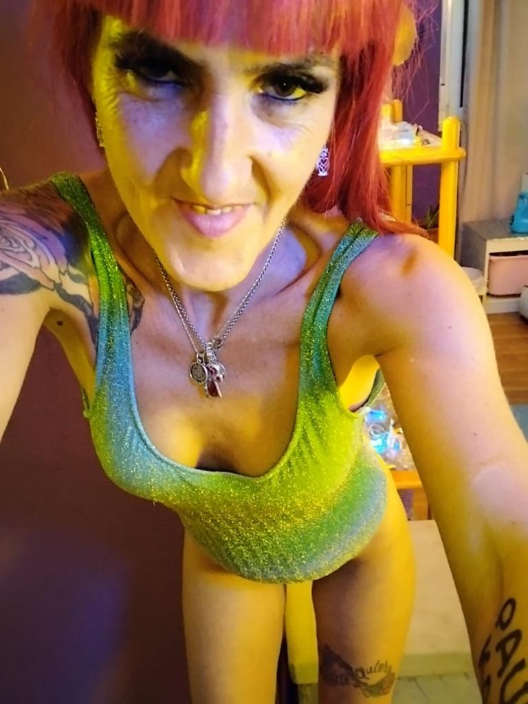 Chica busca chico en Asturias: Chica busca chico