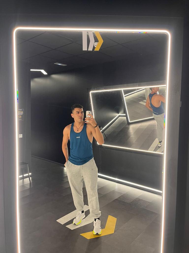 666675471: Chico busca chica en Valencia