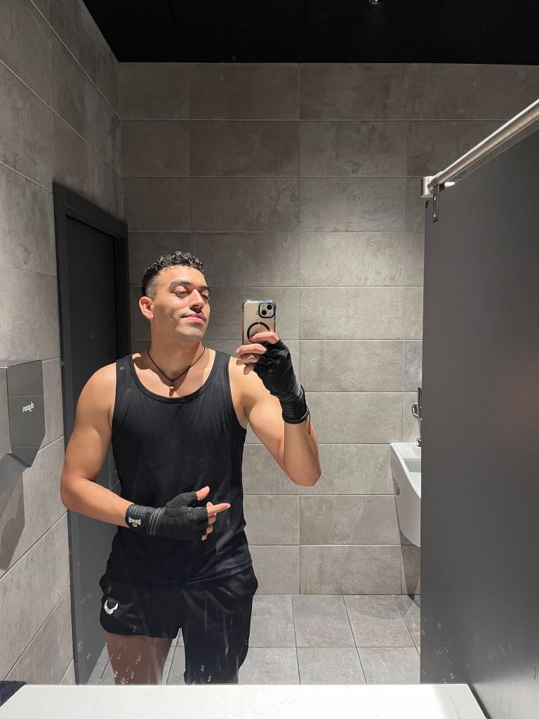 666675471: Chico busca chica en Valencia