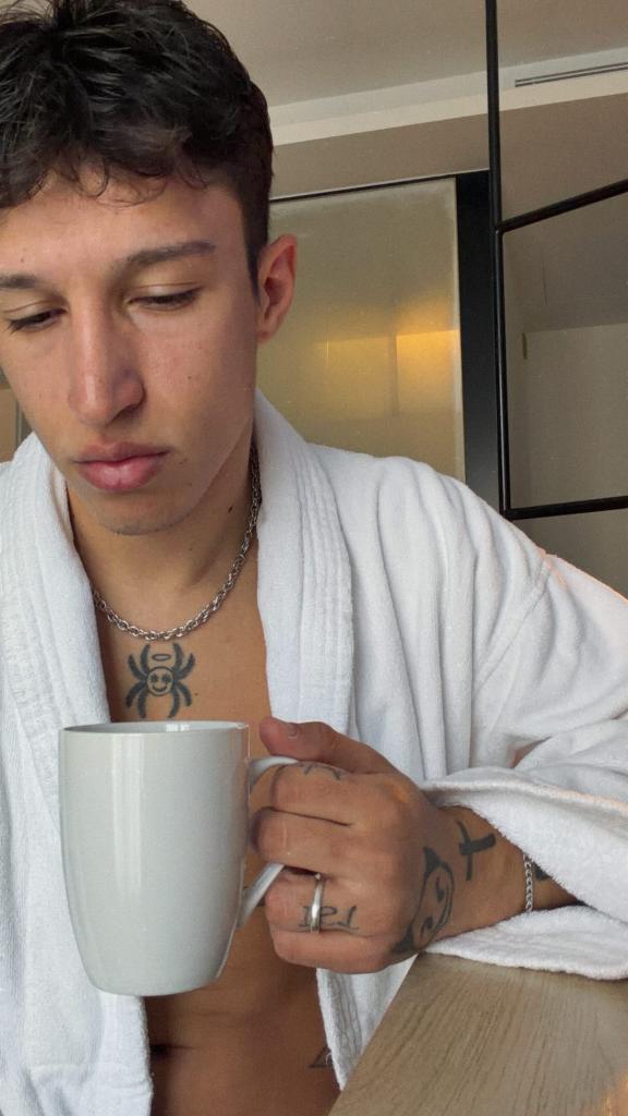 Chico busca chica en Mallorca: 