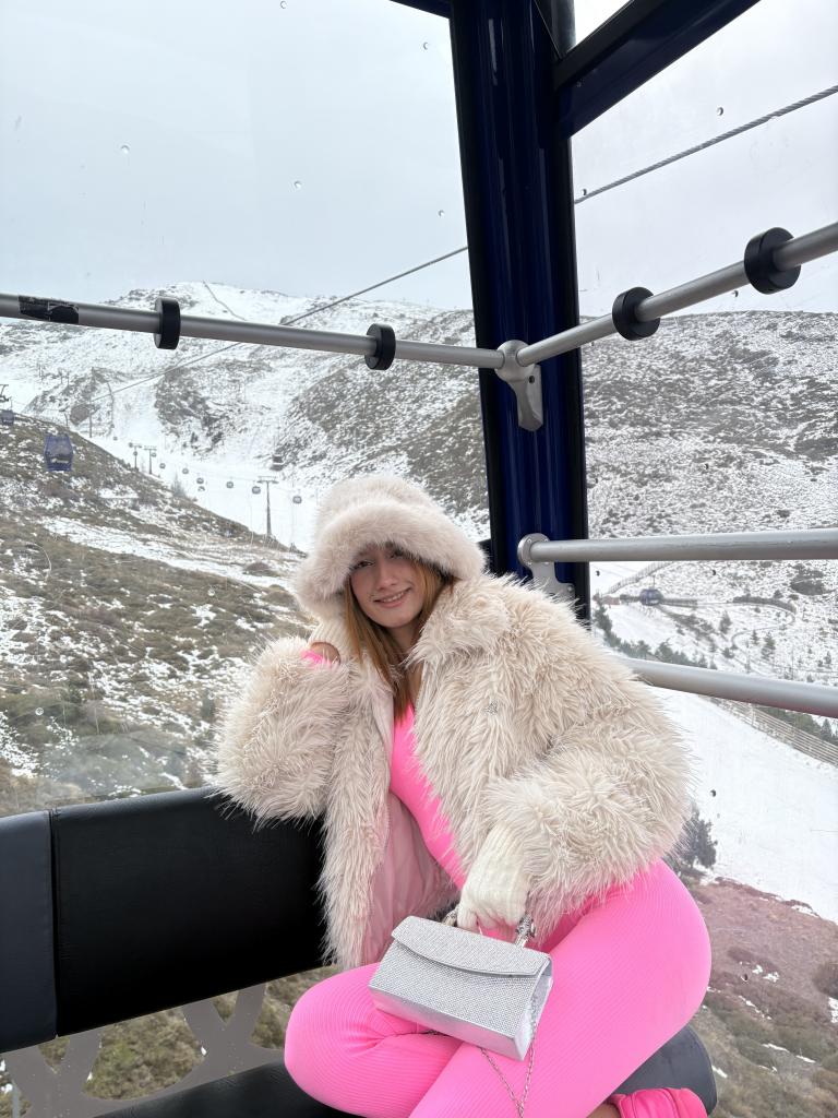 Chica busca chico en Granada: 